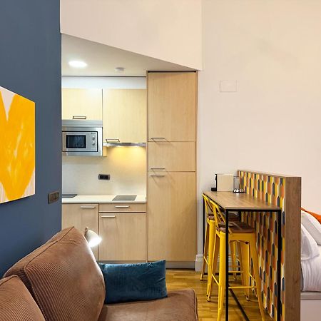 Labarta Estudio En Puerta Del Sol Con Parking Vigo Exterior foto