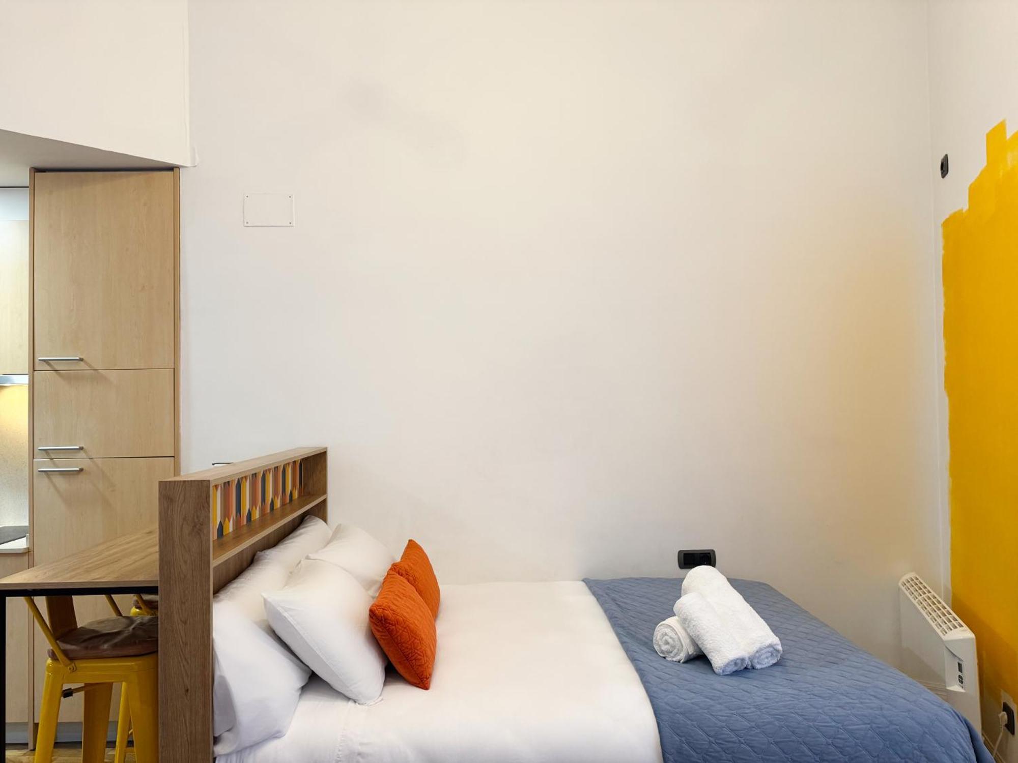 Labarta Estudio En Puerta Del Sol Con Parking Vigo Exterior foto