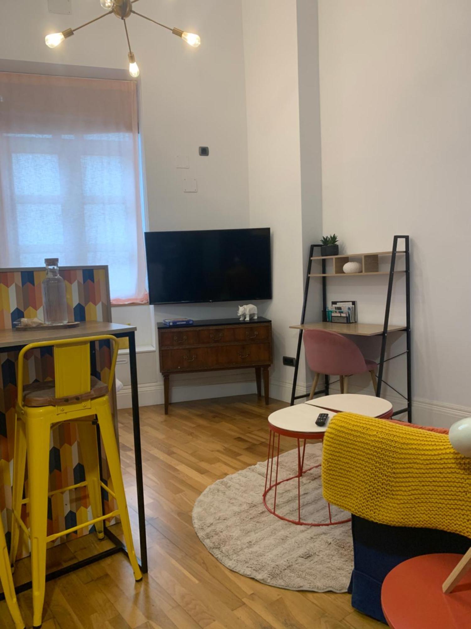 Labarta Estudio En Puerta Del Sol Con Parking Vigo Exterior foto